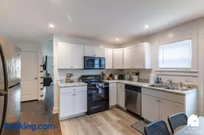 City-Center 2BR Near Attractions - Image 3