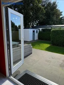 Privacyvol chalet FlER in Putten - Image 4