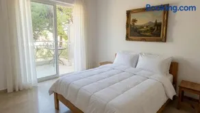 Kineta Suites Prime No4 - Image 1