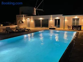 Windmill House Antiparos - Image 1