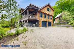 The Lodge - Image 2