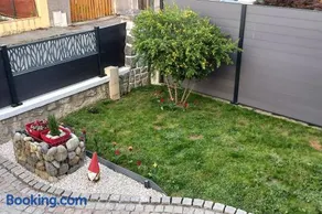 Appartement dans Villa - Image 3