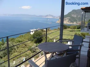 Sea View Studios - Image 3