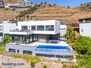 Luxury Seaview Villa Jensen - TCM - Image 1