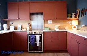 Convenient and stylish cottage - Image 2