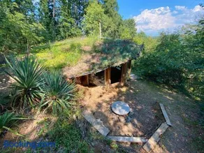Hobbit house - Image 1
