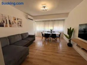 El Surtidor - Image 3
