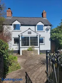 Crossways Cottage & hot tub - Symonds Yat - Image 2