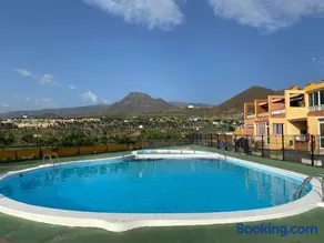 Simon beach house Los Cristianos - Image 1