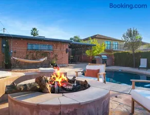 Tucson Private Pool Oasis with Game Room and Fire Pit - Image 1