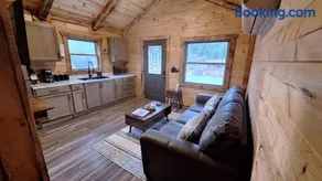 Micham's Clark Fork River Retreat - River Front Cabin 1 - Image 3