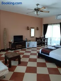 Liam's Guesthouse Adults Only - Image 2