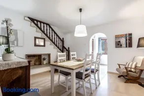 Familienfreundliches Ferienhaus mit Terrasse - Image 2