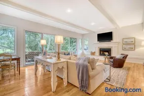 120 Turnberry - Image 5