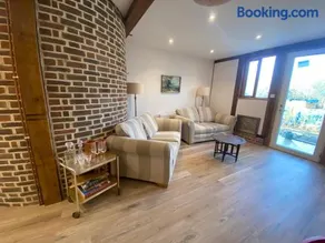 Charming 2-Bedroom Cottage in Cambridgeshire - Image 5