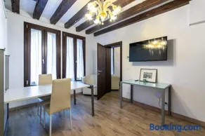 Rialto Suite 707 - Image 3