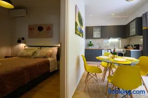 Chic Apartment in Nature - Image 4