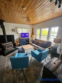 Islandview Cottage - Image 2