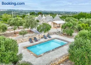 Trullo Ulivo by Raro Villas - Image 1