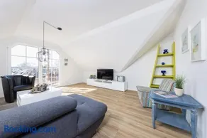 CBlue "Ferienhaus am Yachthafen - Yacht" - Image 3