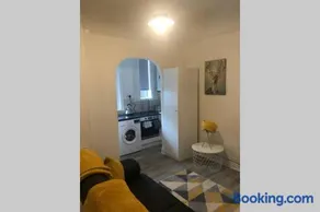 One bedroom Flat on the banks of Loch Lomond - Image 3