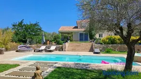 Très belle villa piscine jacuzzi grande propriété 10 pers - Image 3