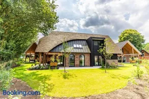 Nature Villa With Hottub & Sauna | 5 People - Image 1