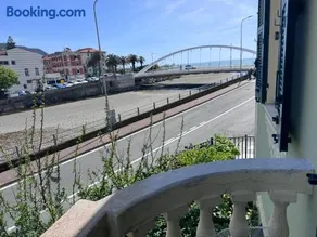 Popii al mare Appartamento in villa storica fronte mare con wifi e aria condizionata, arredamenti di pregio e giardino parcheggio a pagamento su richiesta - Image 1