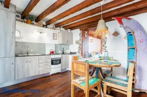 Eco Fisherman's Seafront Cottage - Fantastic Views - Private Courtyard - Image 3