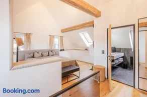 Moxn Chalet Lungau - Authentic Luxury Living - Image 2