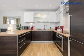 Roomspace Serviced Apartments - Abbot's Yard - Image 4