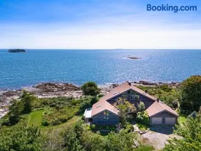 Clark Point Cottage, ocean access, panoramic views - Image 1