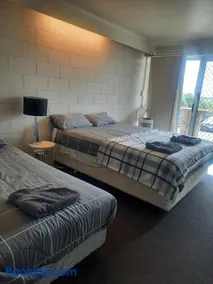 Neerim South Hotel - Image 2