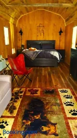 Gold Creek Cabin 3 - Sleeps up to 4 - Image 3