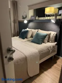 Boende med hotellkänsla i populära Skrea, Falkenberg - Image 1