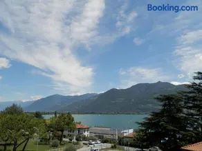Continental Hotel - Image 1