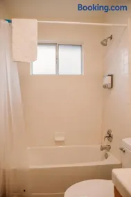 The Granite Retreat - Image 3