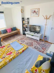 two bedrooms,dining area and bathroom with private entrance - Image 5