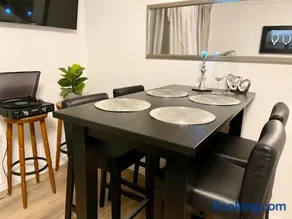 Tunnel Apartment - Nordbahntrasse, Kontaktloser Self-Check-in, Netflix - Image 1