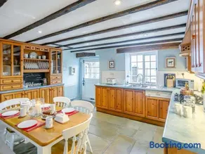 3 Bed in Sheffield oc-81249 - Image 3