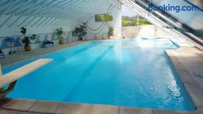 Villa de 4 chambres a Crastes avec magnifique vue sur la montagne piscine privee jardin clos - Image 2