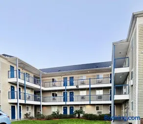 Siegel Select Orange Park - Image 4