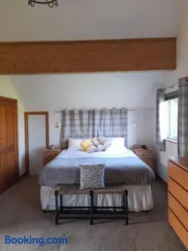 3 bed Lodge with EV point - Image 3