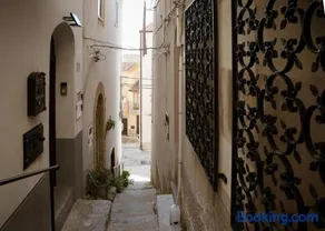 dellarocca4 - Image 3