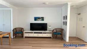 Annette's - Image 2