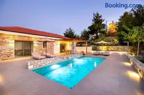 NOMAS VILLAS With Private Pool - Image 3