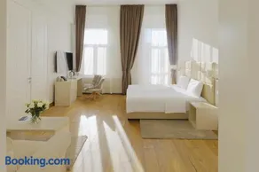 Lanterna Rooms City Center - Image 2