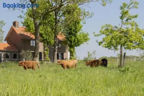 Grazelands - overnachten midden in de natuur - Image 1