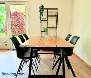 Family HOUSE - Image 2