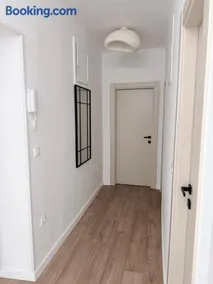 Park Emanuel Apartment - Image 3